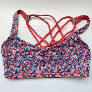 Lulu lemon sports bra
